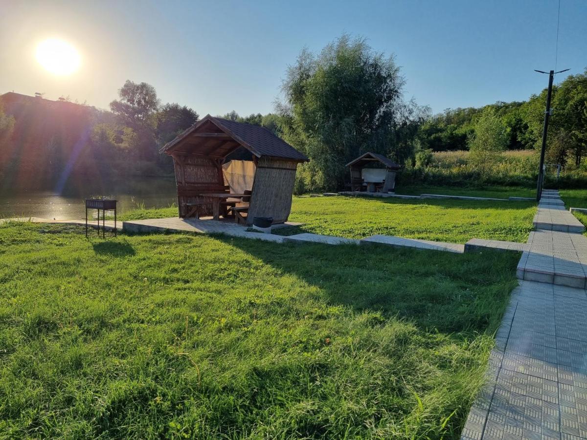 Шафран Hotel Krasnaya Slobodka Kültér fotó